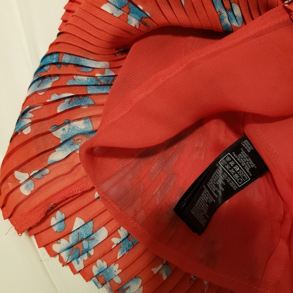 Forever 21 Pleated Strapless Summer Dress - Picture 3 of 4